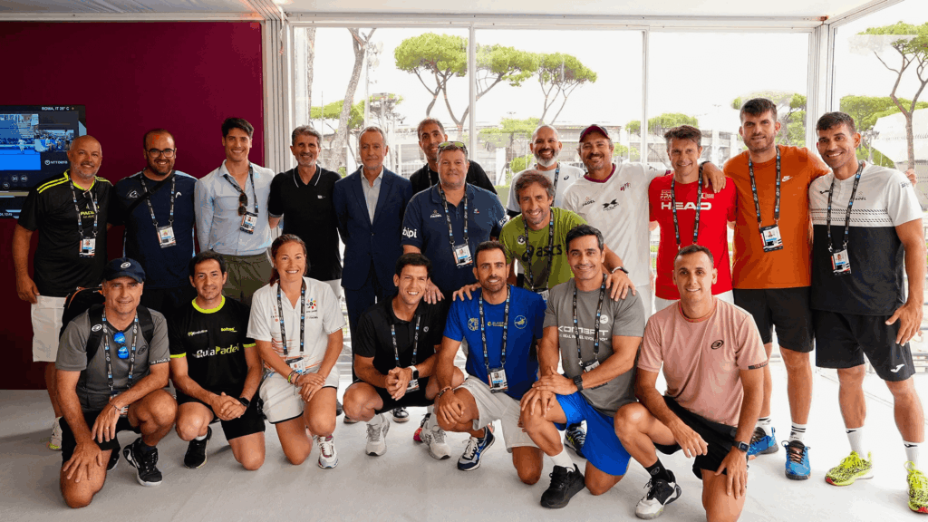 Training courses for the professional coach ‘licence’ arrive,  mandatory for FIP competitions